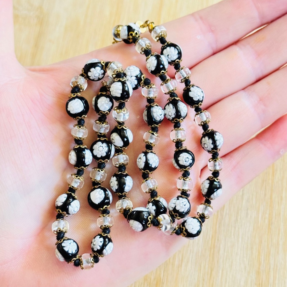 VTG Art Deco Necklace Venetian Glass Murano Millefiori Beads Black White Italy